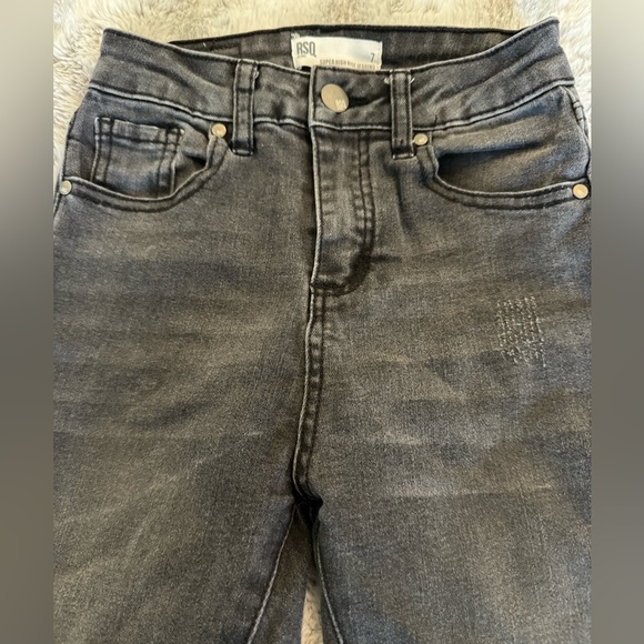 🖤 RSQ Super High Rise Black Jeans - Girls’ Size 7 - Picture 2 of 6